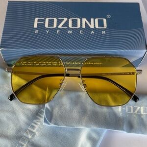 Women's Gold Aviator Sunglasses